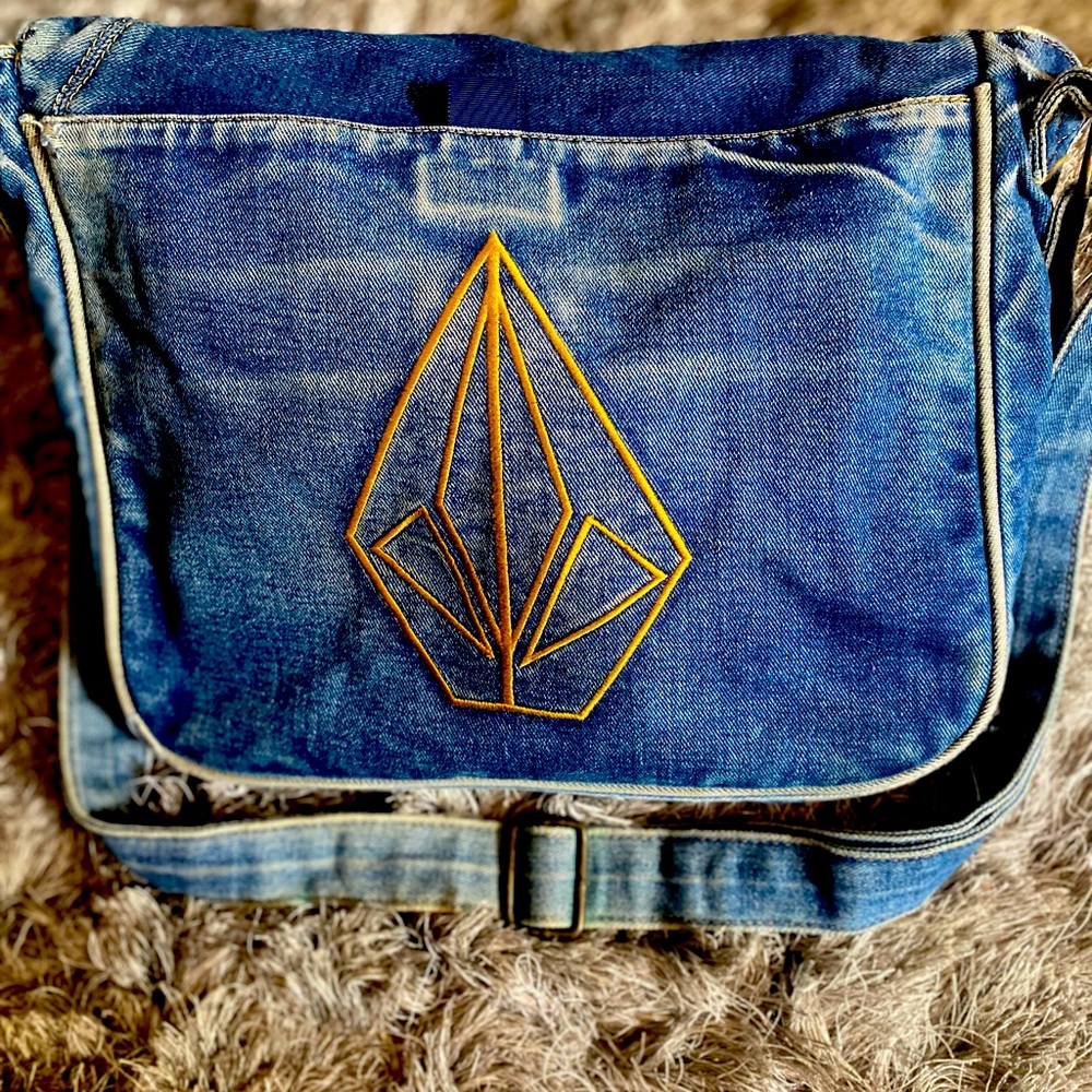 Retro Volcom Bag